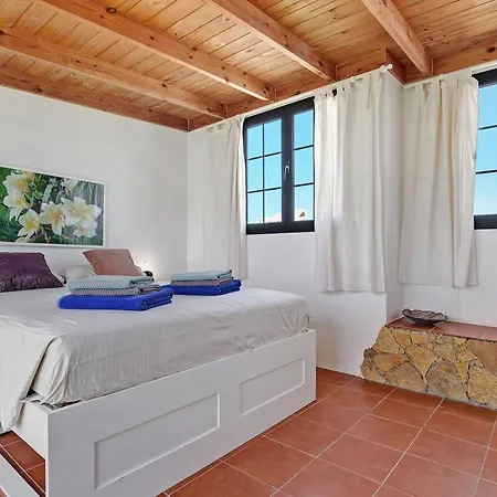 Casa Ana Holiday home